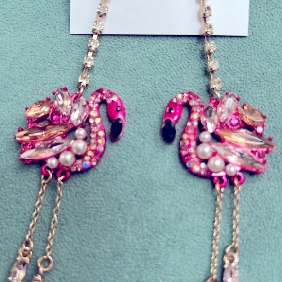 Betsey Johnson Pink Flamingo Rhinestone Dangle Earrings NEW - Picture 2 of 7
